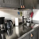 Schoenwaelder Mit Kleiner Terrasse Und Box *