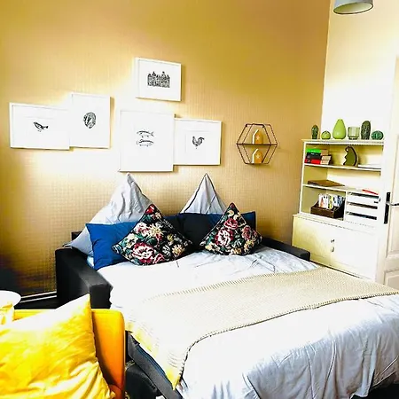 Schoenwaelder Mit Kleiner Terrasse Und Box * בוקסטהודה