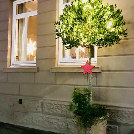 Schoenwaelder Mit Kleiner Terrasse Und Box דירה בוקסטהודה