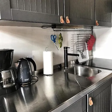 Schoenwaelder Mit Kleiner Terrasse Und Box *