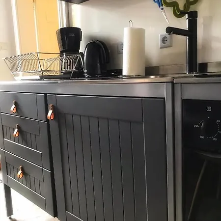 Schoenwaelder Mit Kleiner Terrasse Und Box